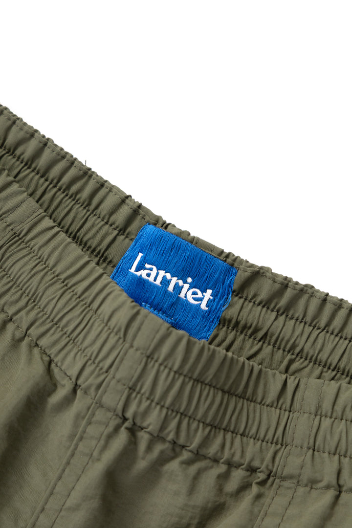 Larriet - Rec Shorts - Army